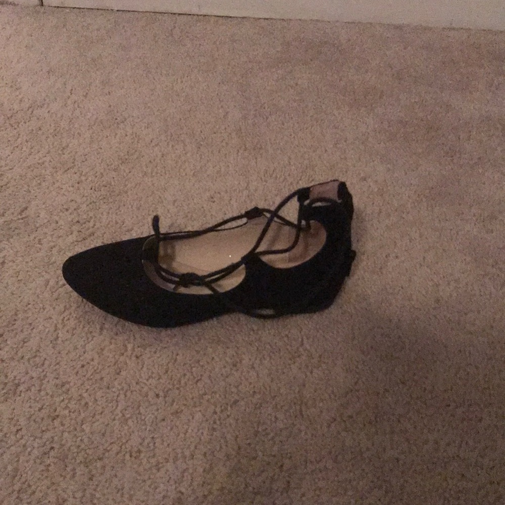 Shoes - Picture 2 of 2